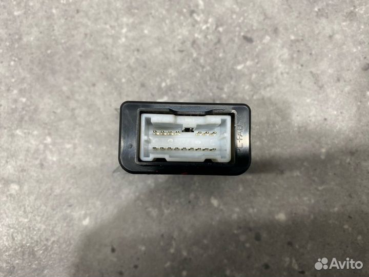 Разъем AUX / USB Kia Ceed 2 JD 2013 96120A2000