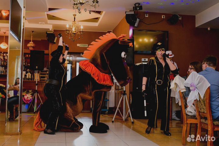 Ростова игрушка конь Юлий из мультика