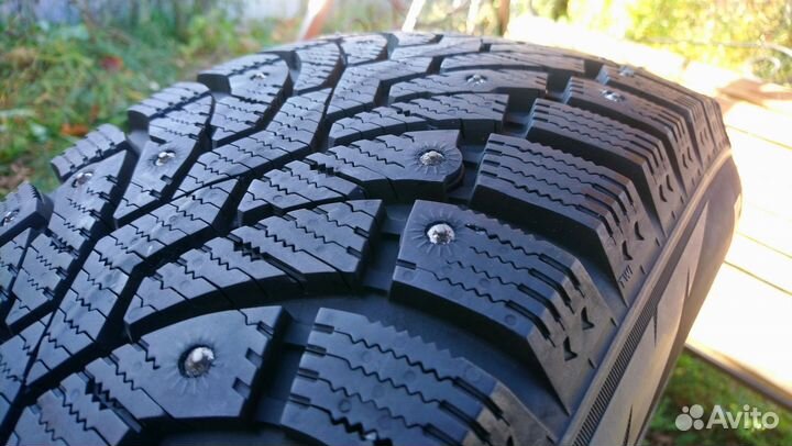 Formula Ice 215/60 R16