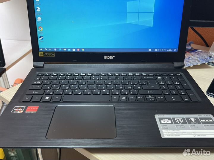 Acer aspire 3 Ryzen 3 2200u/Radeon 535 2gb