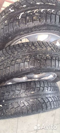 Gislaved Nord Frost 5 215/60 R16