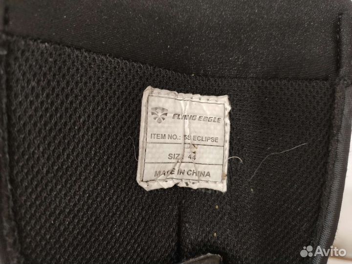 Роликовые коньки