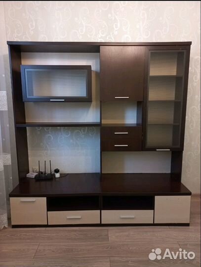 Стенка горка в гостиную