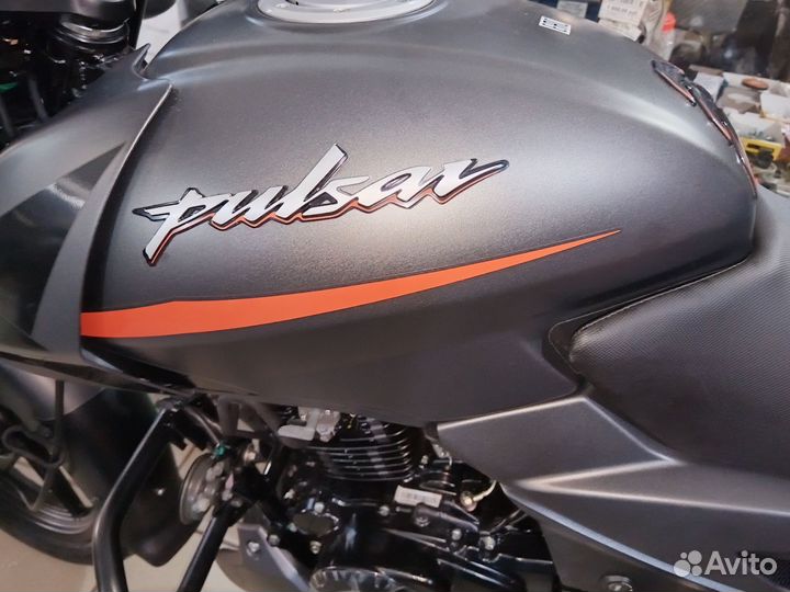 Мотоцикл bajaj Pulsar 180