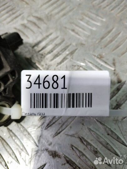 Педаль газа Mitsubishi Lancer 10 седан