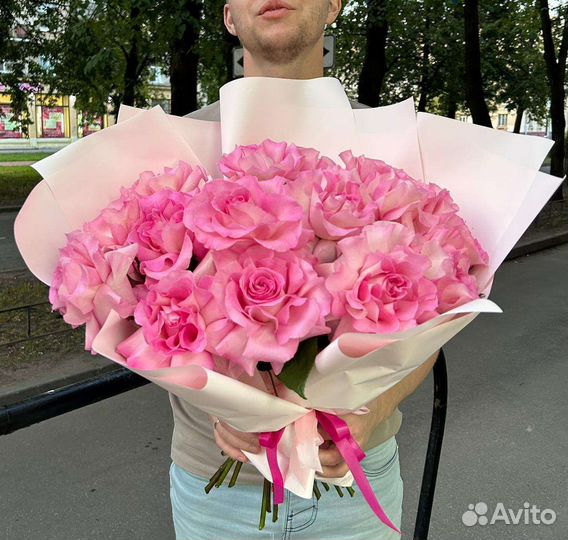 Букет из крупных французских роз