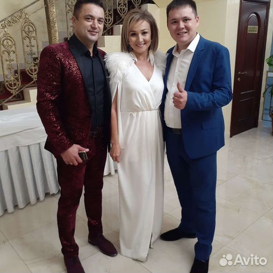 Ведущий+Певец(универсал)