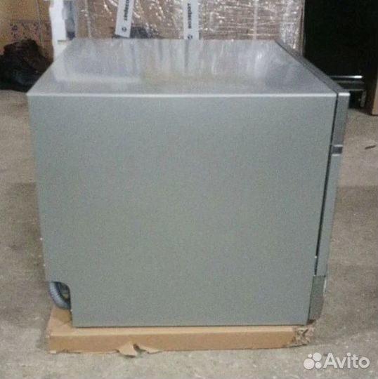 Компактная посудомоечная машина Бирюса DWC-506/7 M