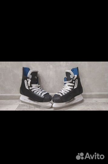 Коньки хоккейные