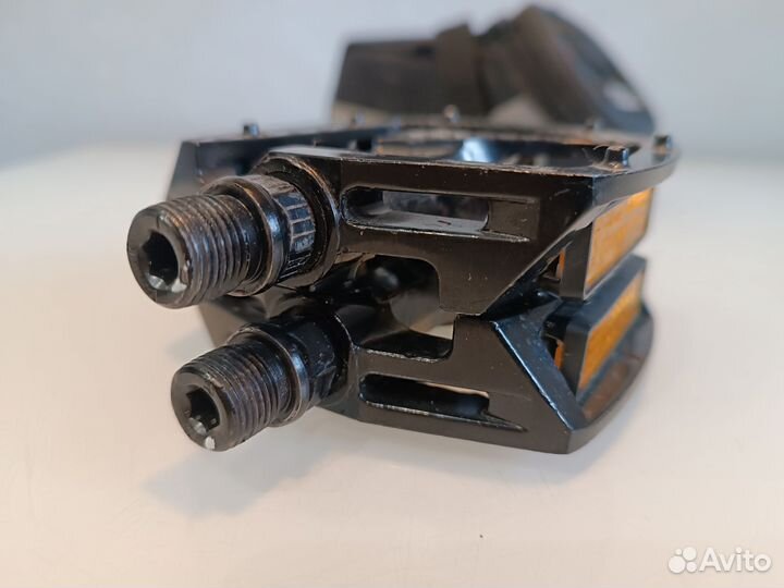 Педали для велосипеда и велосумки