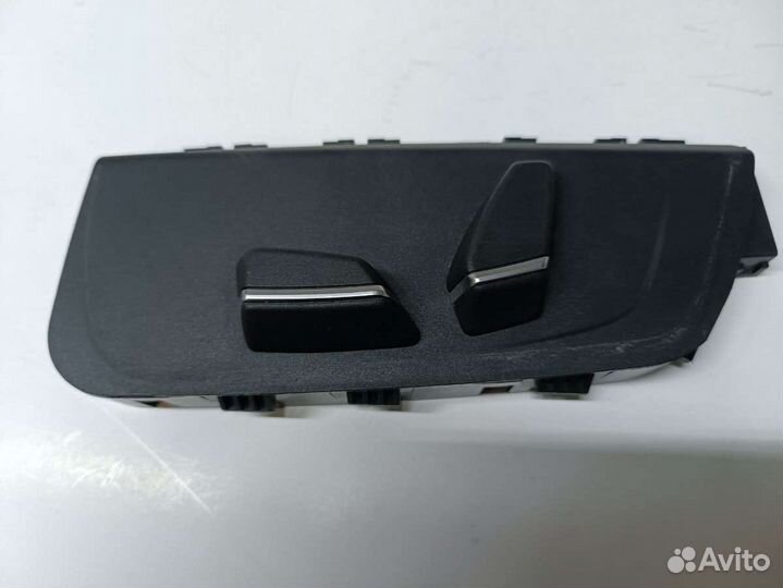 Кнопка регулировки сидения BMW 5 F10/F11/GT F07 9270379,61319270379