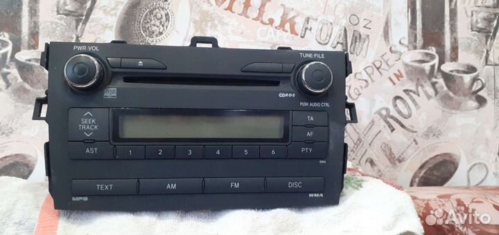 Штатная магнитола на toyota corolla 150