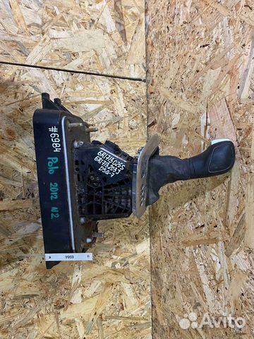 Кулиса Volkswagen V (2009—2015) 6R1 713 025 S, 6R1 713 203 J