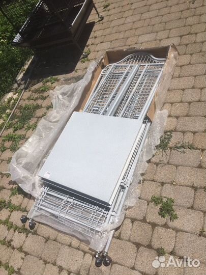 Клетка для среднего или крупного попугая