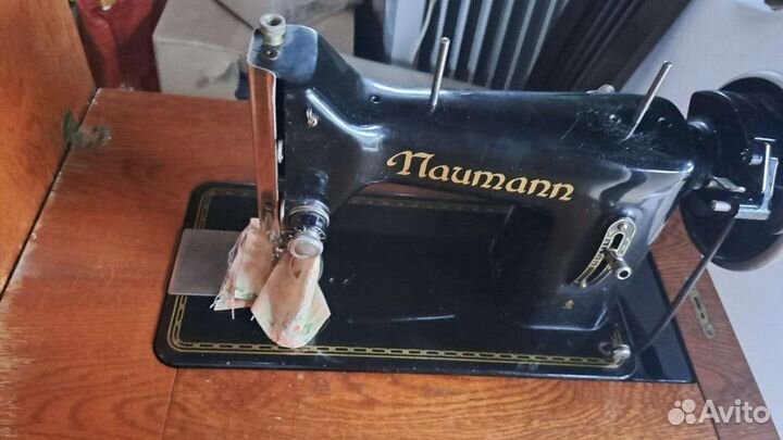 Швейная машина naumann