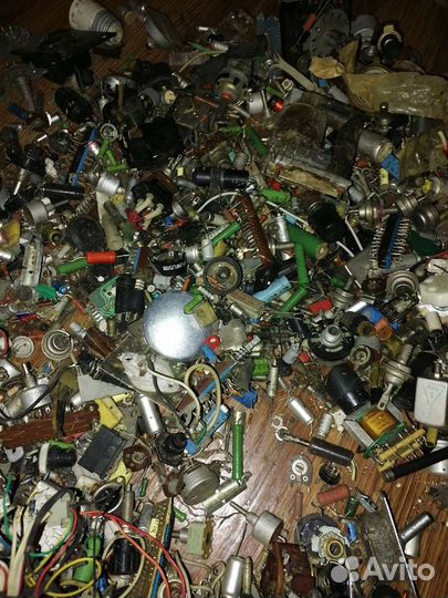 Радиодеталь