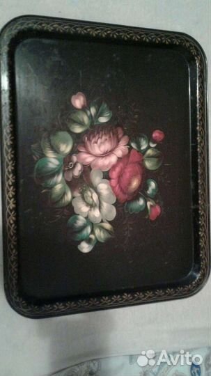 Поднос жестово