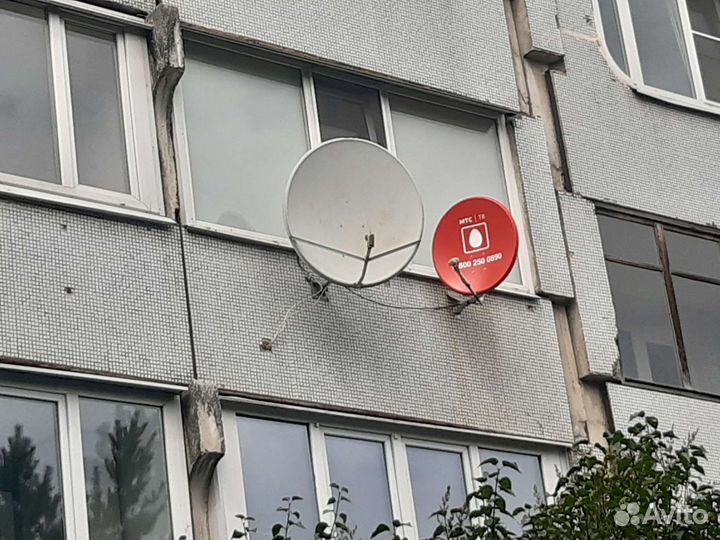 Антенна спутниковая 2 штуки