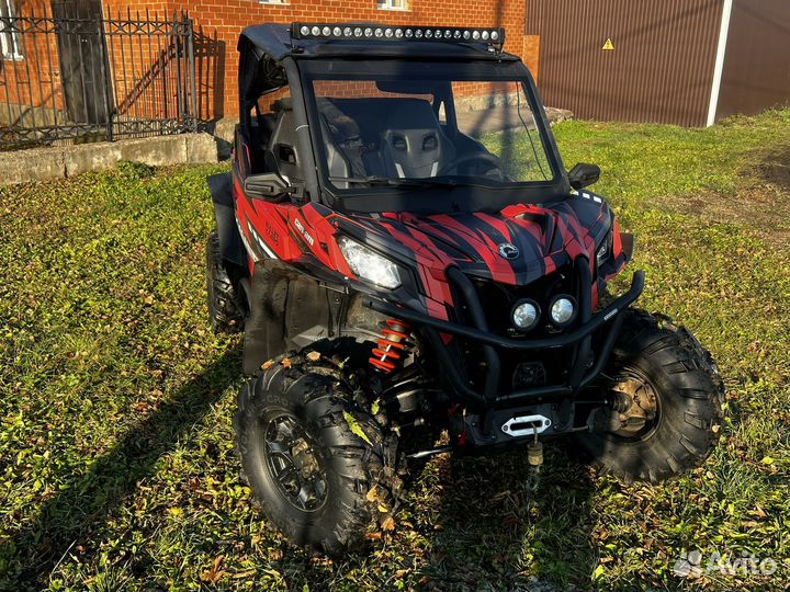 BRP Maverick Sport Max 1000R