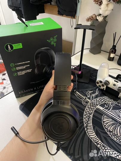 Игровые наушники Razer Kraken X Lite с подставкой