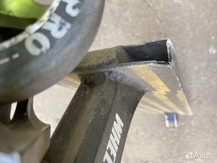 Кастомный трюковой самокат стрит