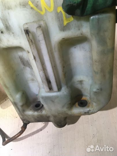 Бачок омывателя лобового стекла Mercedes W210