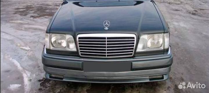 Накладка на передний бампер Mercedes E-Class W124