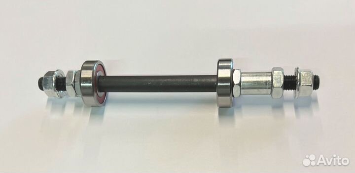 Ось задней втулки 3/8