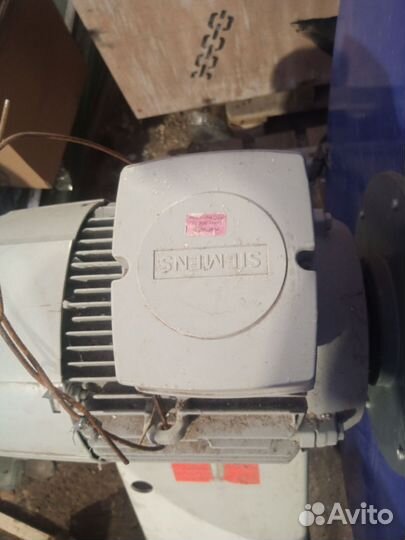 Электродвигатель