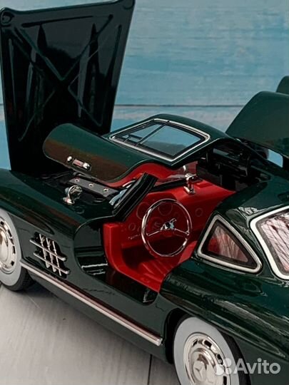 Mercedes-Benz 300SL 1954 Модель авто 1:24