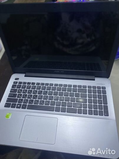 Ноутбук asus x555l
