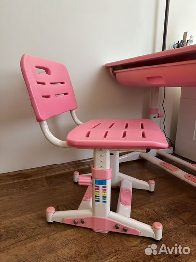 Растущая парта и стул