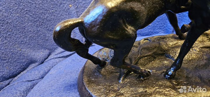 Статуэтка из чугуна кони на воле 1980 г - касли