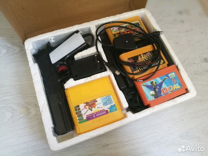 Игровая приставка dendy Сюбор