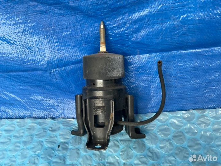 Подушка двигателя задняя Nissan Maxima A35 VQ35DE