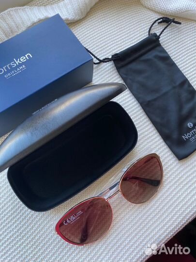 Солнцезащитные очки новые