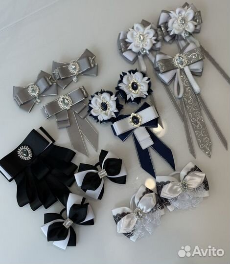 Комплект для школы с бантом и галстуком брошью