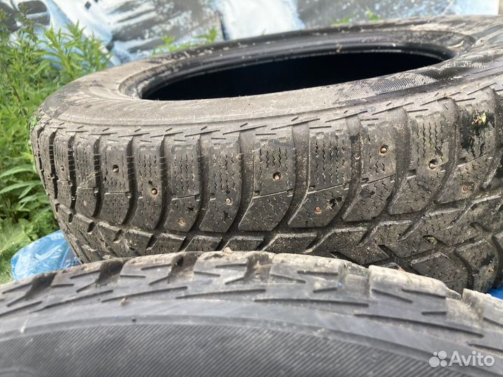 Bridgestone Ice Cruiser 5000 235/65 R17 104