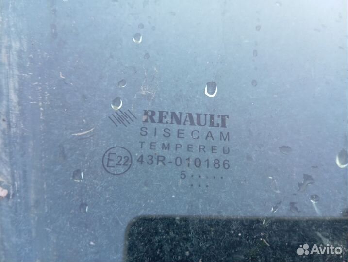 Стекло переднее правое Renault Logan 2