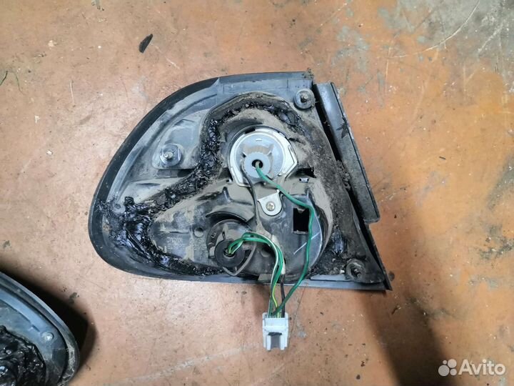 Фонарь задний nissan almera n15