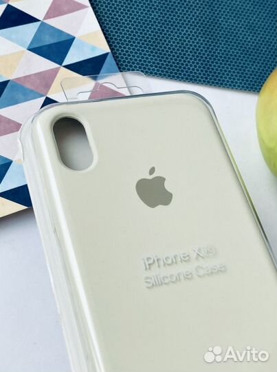 Чехол Silicone Case на iPhone XR