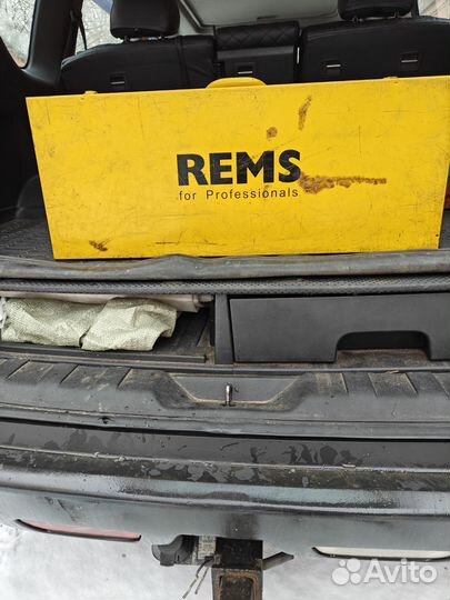 Сантехнический электро-инструмент