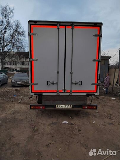 Прицеп изотермический термобудка