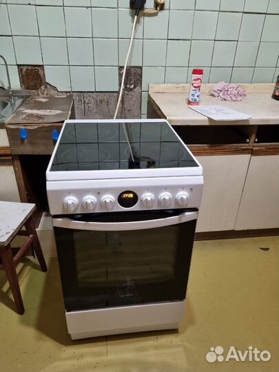 Плита электрическая стеклокерамика с духовым шкафо