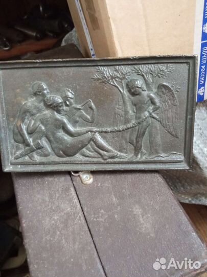 Плакатка из бронзы