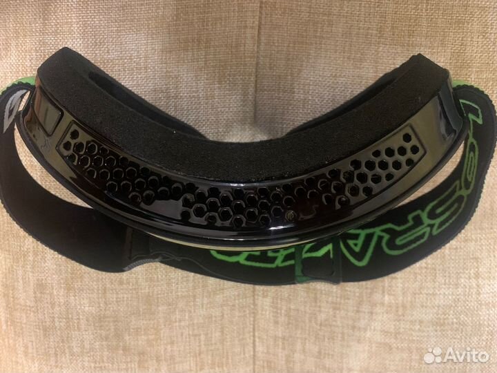 Горнолыжные очки