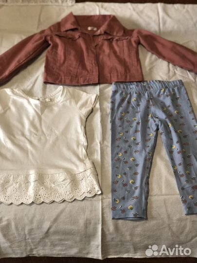 Джинсовая куртка на девочку 3-4 года