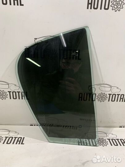 Стекло двери заднее правое Opel Corsa D Z12XEP
