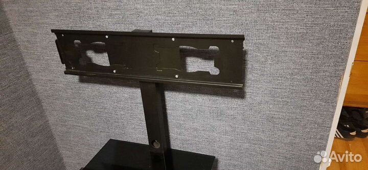 Полка стеклянная под тв akma PL15