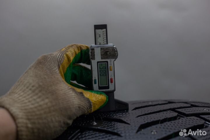 Toyo Observe Ice-Freezer SUV 315/40 R21 111T